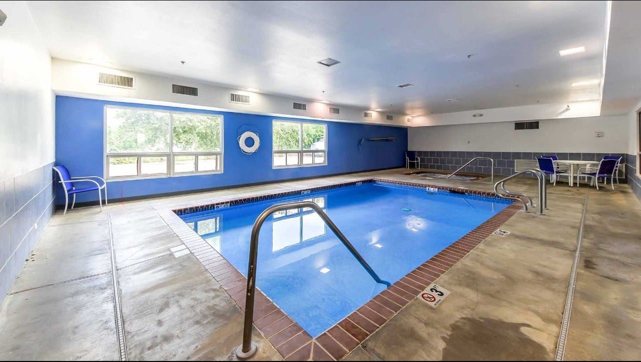 Motel 6 – New Braunfels Attractions