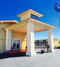 Travelodge Inn and Suites