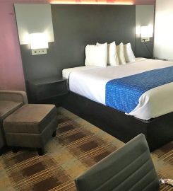 Travelodge Inn and Suites